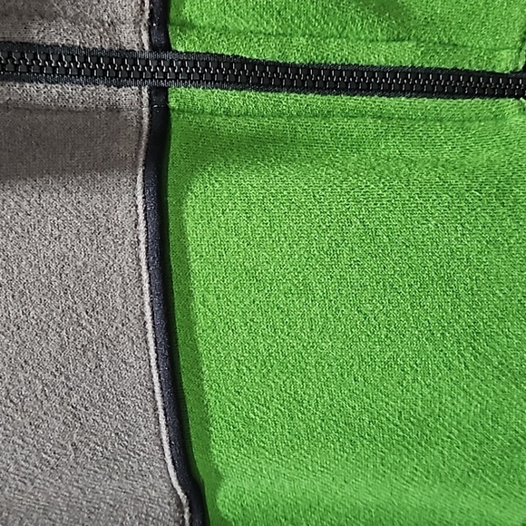 The North Face Sweatshirt Mock Collar, Full Front Zip, Green/Grey - Picture 3 of 15